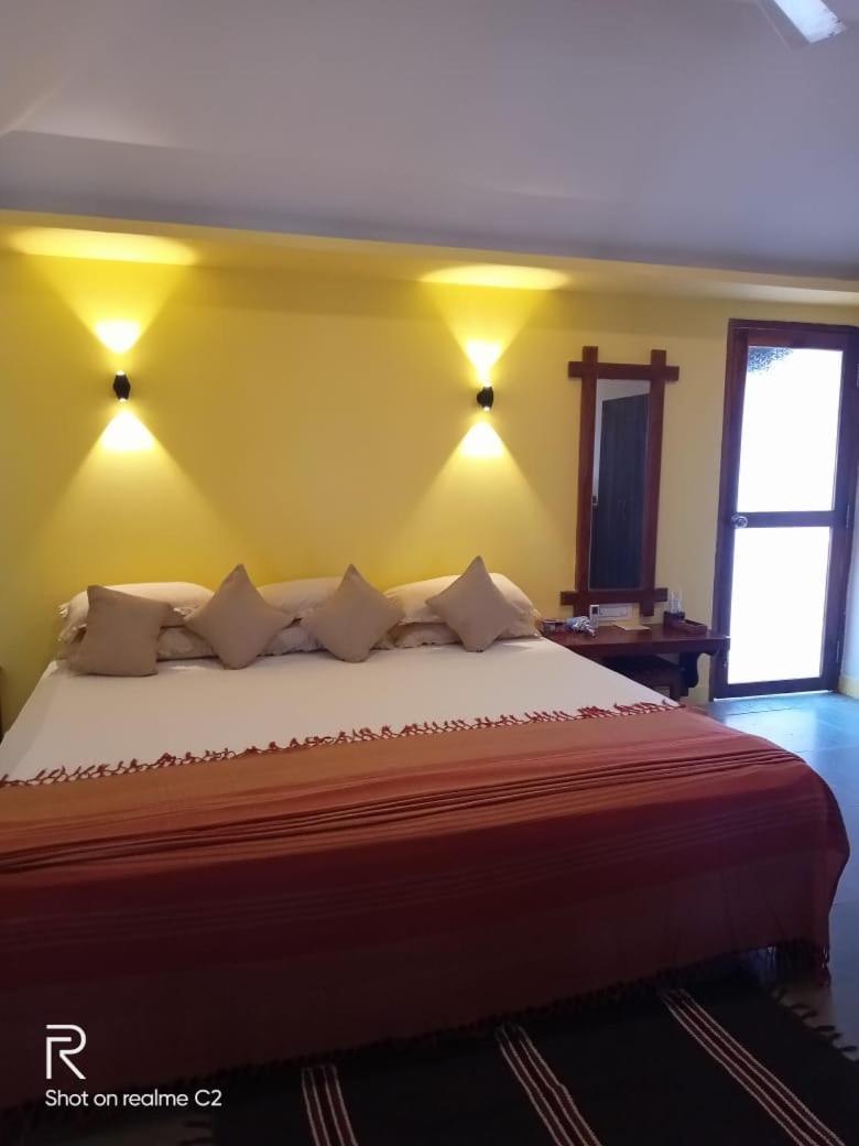 Mariposa Beach Grove Agonda Ngoại thất bức ảnh