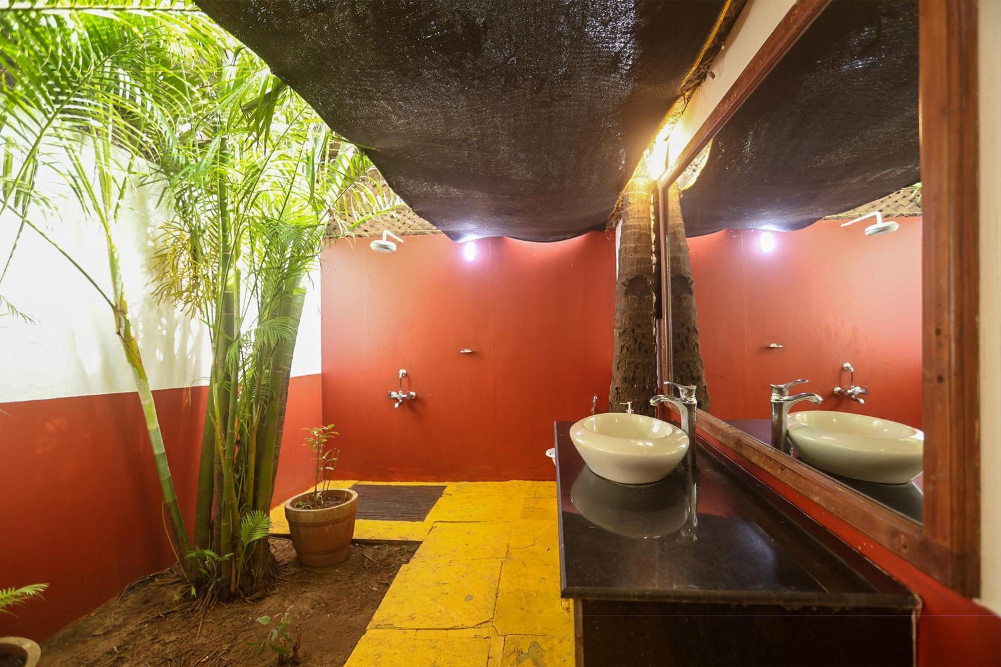 Mariposa Beach Grove Agonda Ngoại thất bức ảnh